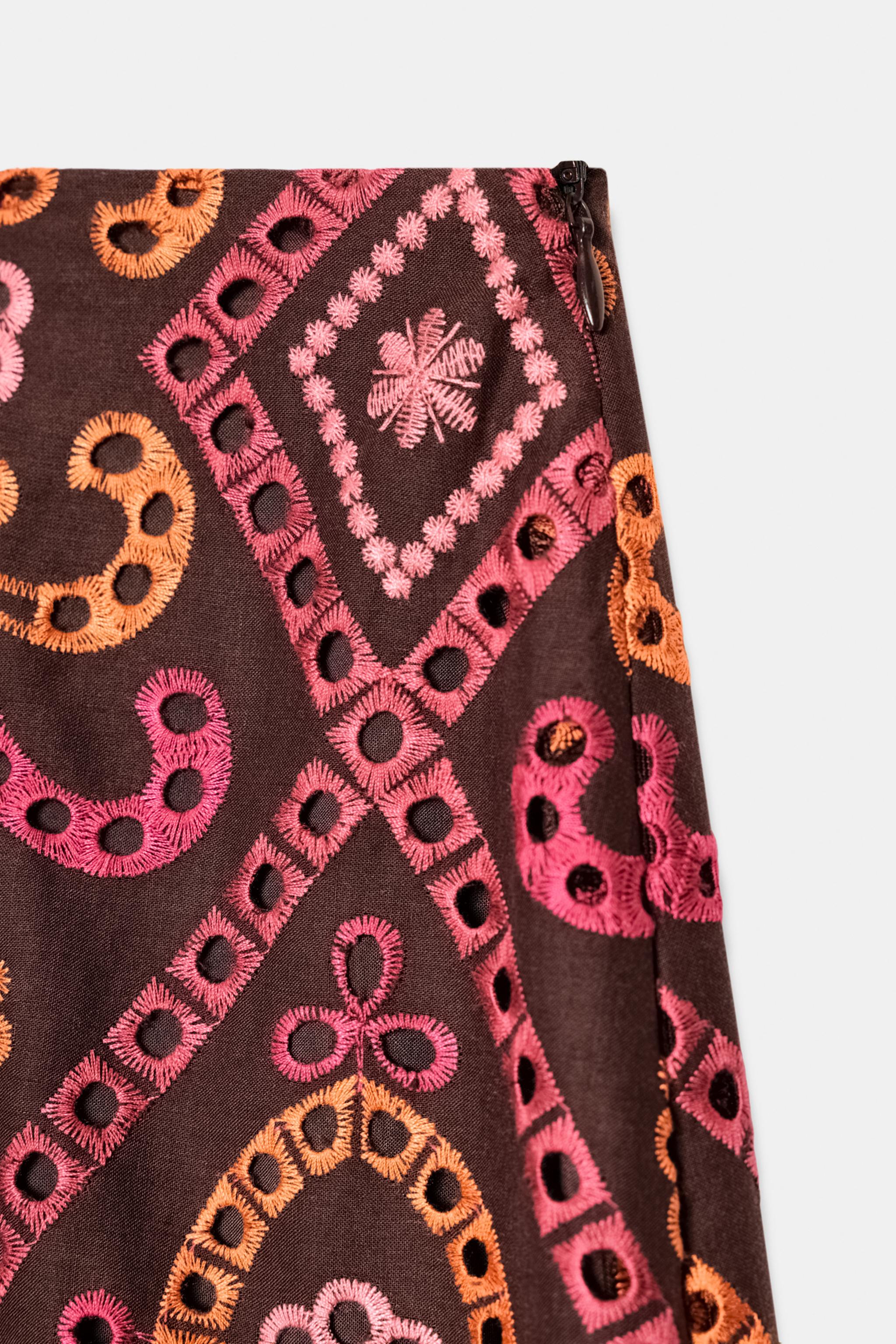 EMBROIDERED EYELET MIDI SKIRT